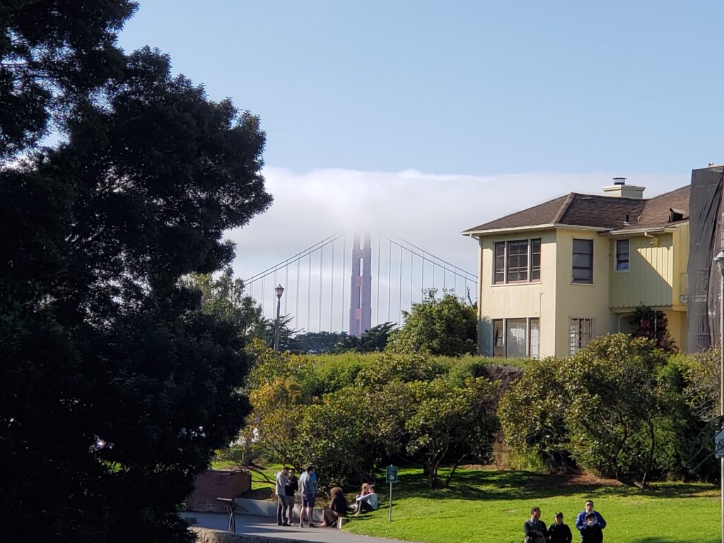 Walking in San Francisco and Golden Gate