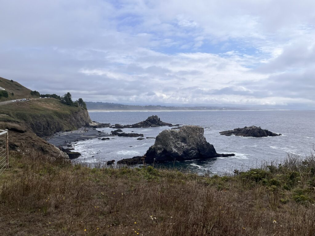 view from yaquina lighthouse rec area